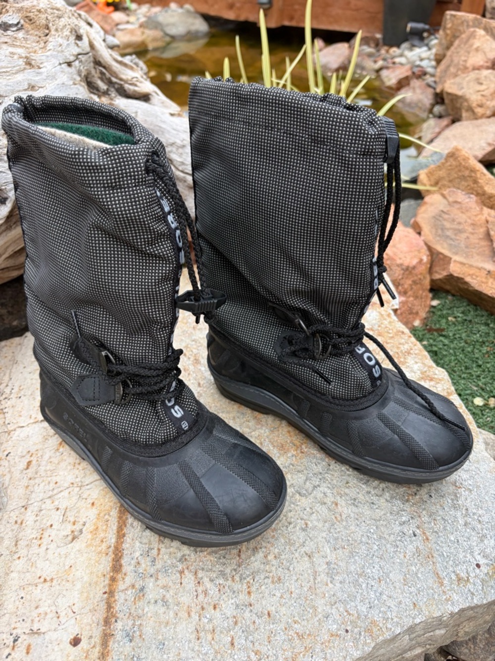 Sorel Lined Winter Snow Boots youth Size 3 Green Liners Lace Front